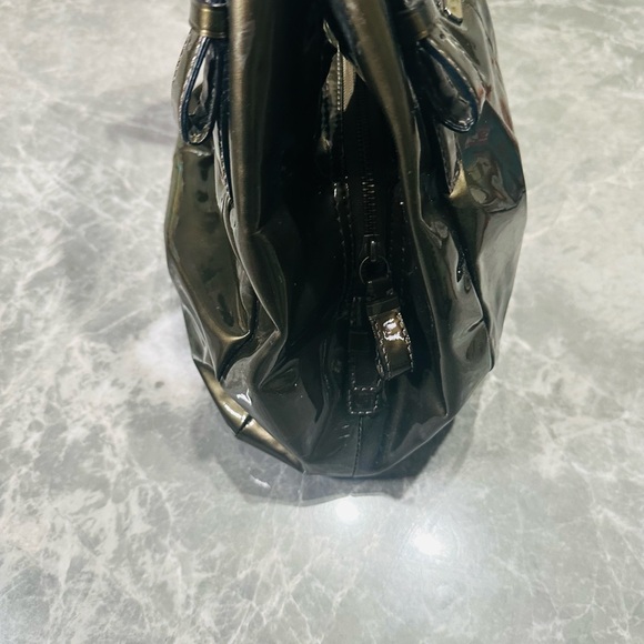 Coach Emerald Patent Leather Vintage Silk Lining Organizer Shoulder Handbag - Picture 2 of 8